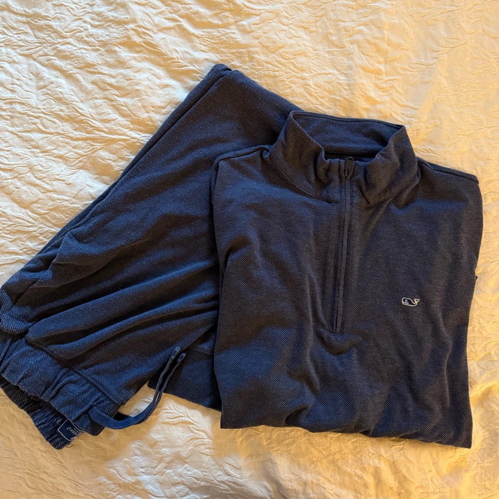 Vineyard Vines Navy Pullover and Pants Set
